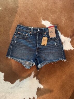 NWT Levi's 501 Dark Blue Cutoff Jean Shorts 26